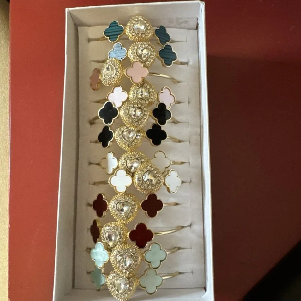 MINT Red Clover Rhinestone Heart Flower Goldtone Charm Bracelet NEW